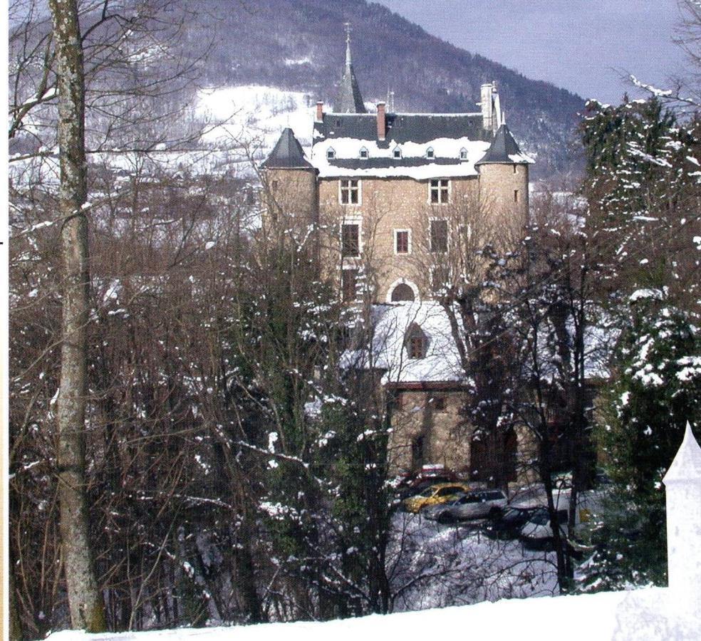 Le Belvedere De La Grand Croix Dans Le Chateau D'Uriage Saint-Martin-dʼUriage Buitenkant foto